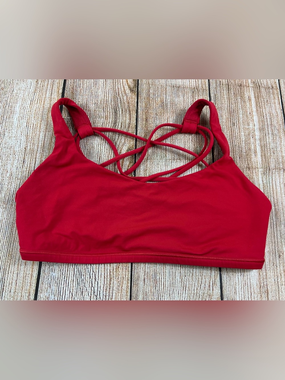 Lululemon Free To Be Strappy Criss Cross Bra Top Red Size 6 LW2731S